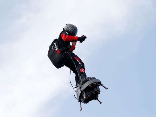 0_French-inventor-Franky-Zapata-lands-on-a-Flyboard-during-a-demonstration-as-he-prepares-to-cross-the