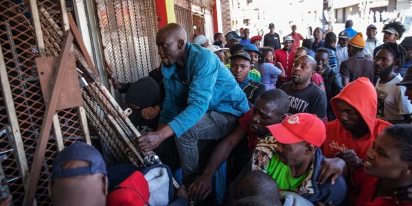Attaques xénophobes contre les migrants en Afrique du Sud