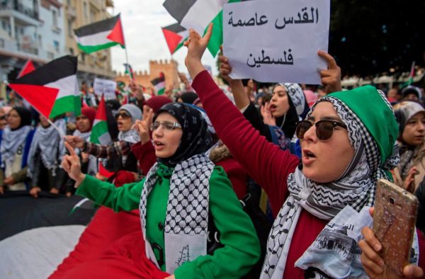 Des milliers de gens protestent à Rabat contre le Sommet du Bahreïn