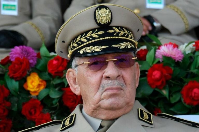 Le chef de l’armée algérienne rejette tout « préalable » au dialogue (1)