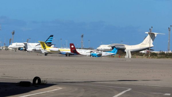 Libye l’aéroport Mitiga interrompt son trafic aérien suite à un attentat