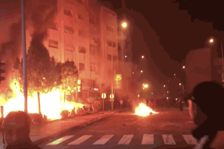 Un incendie au camp de migrants à Casablanca fait plusieurs blessés