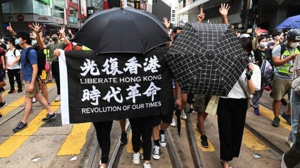 Hong Kong : Pékin menace Londres en cas d’extension à la citoyenneté britannique