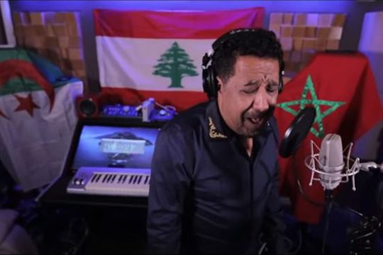 Cheb Khaled critiqué à cause de son clip