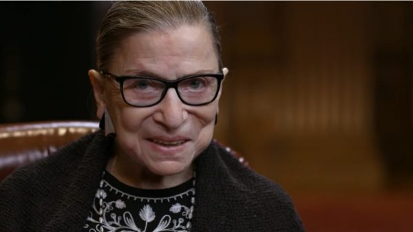 Les Américains rendent hommage à Ruth Bader Ginsburg