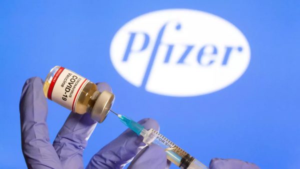 Le vaccin Pfizer-BioNTech pour lutter contre la Covid-19 © Reuters
