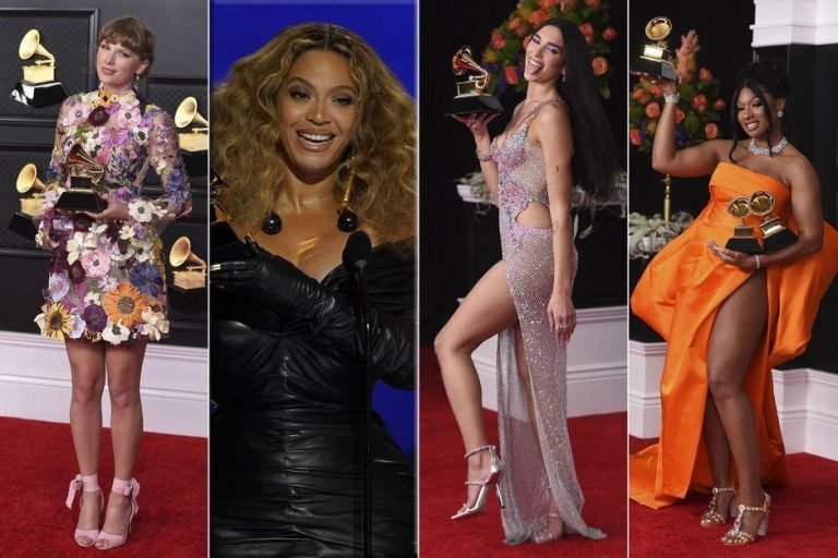 Le tapis rouge et les lauréats des Grammy Awards 2021 