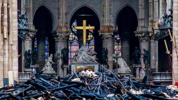 Deux ans après l'incendie, Notre-Dame de Paris attend toujours sa résurrection