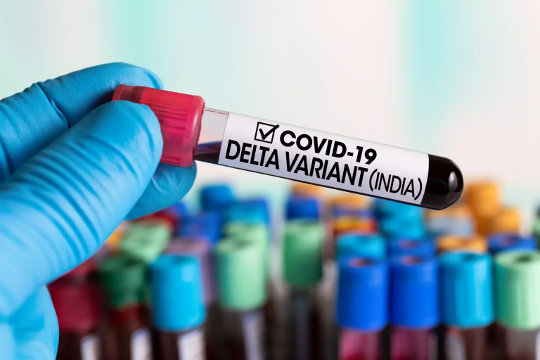 Covid-19 : le variant Delta pourrait atteindre fin août 90% des nouvelles infections