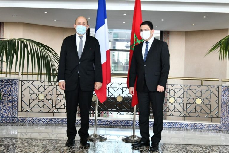Le ministre des Affaires étrangères Nasser Bourita en compagnie de son homologue français Jean Yves Le Drian © DR