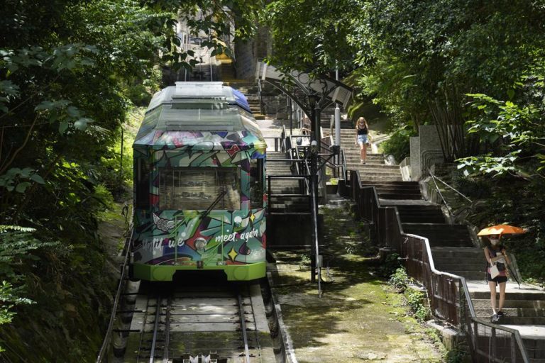 Le célèbre Peak Tram de Hong Kong fermé pour rénovation