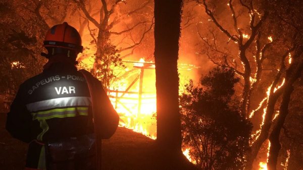 Incendie en France : évacuation massive dans le Sud du pays