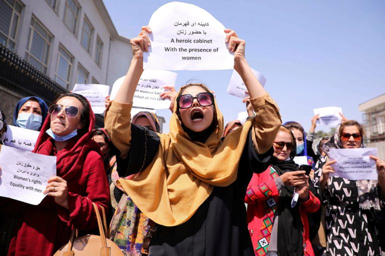 Afghanistan : des manifestations de femmes sévèrement réprimées par les talibans
