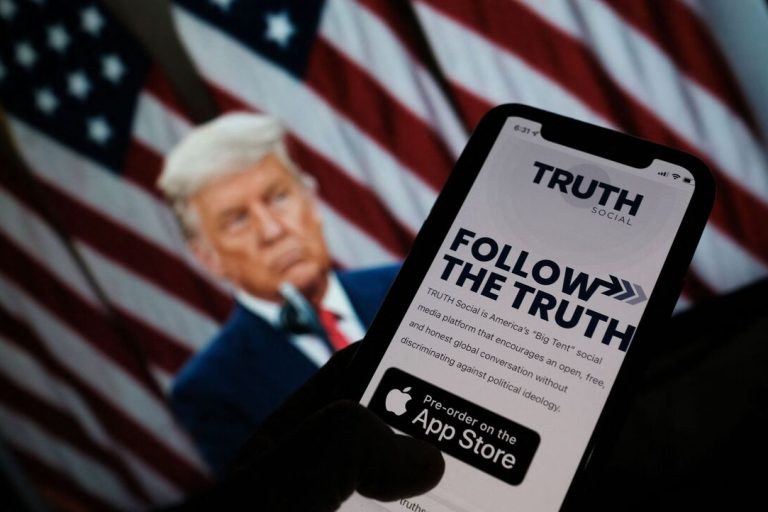 TRUTH : le nouveau réseau social de Donald Trump