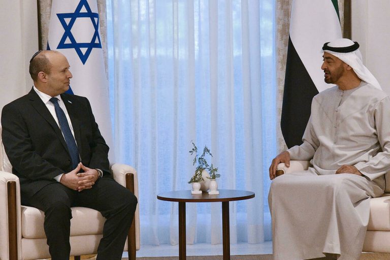 Israël-EAU : visite historique de Naftali Bennett à Abou Dhabi