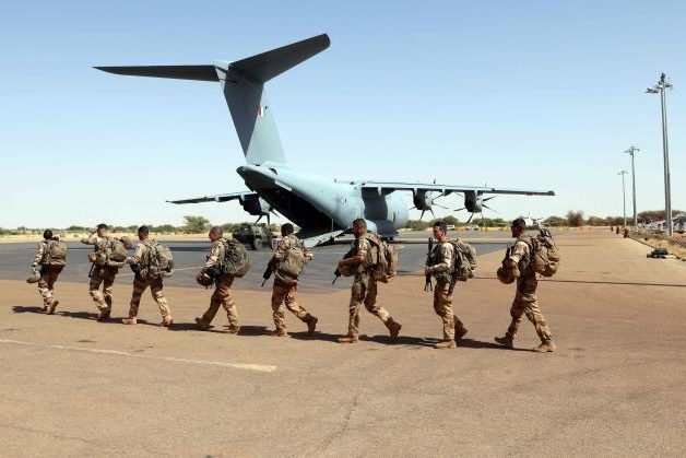 La France et ses partenaires retirent leurs opérations militaires du Mali