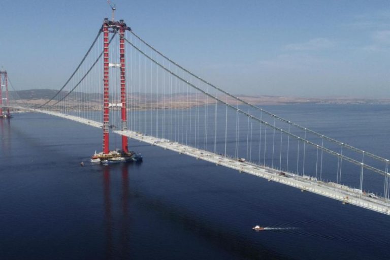 Turquie: Erdoğan inaugure le plus long pont suspendu au monde