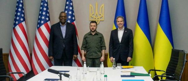 Guerre en Ukraine : la diplomatie américaine de retour à Kiev
