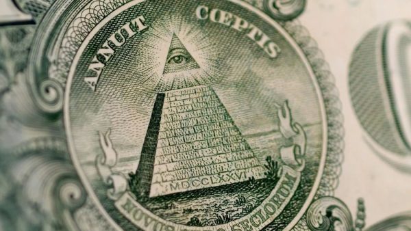 Les “Illuminati” et l’origine des théories du complot 
