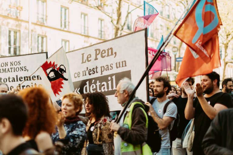 France : manifestations contre l'extrême droite 