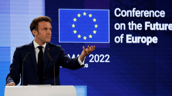 La France veut réviser les traités européens