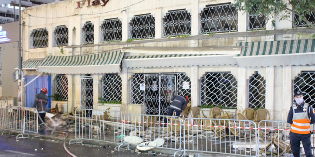 Trois décès et deux blessés à la suite de l'effondrement du fronton métallique d'un café à Casablanca © MAP