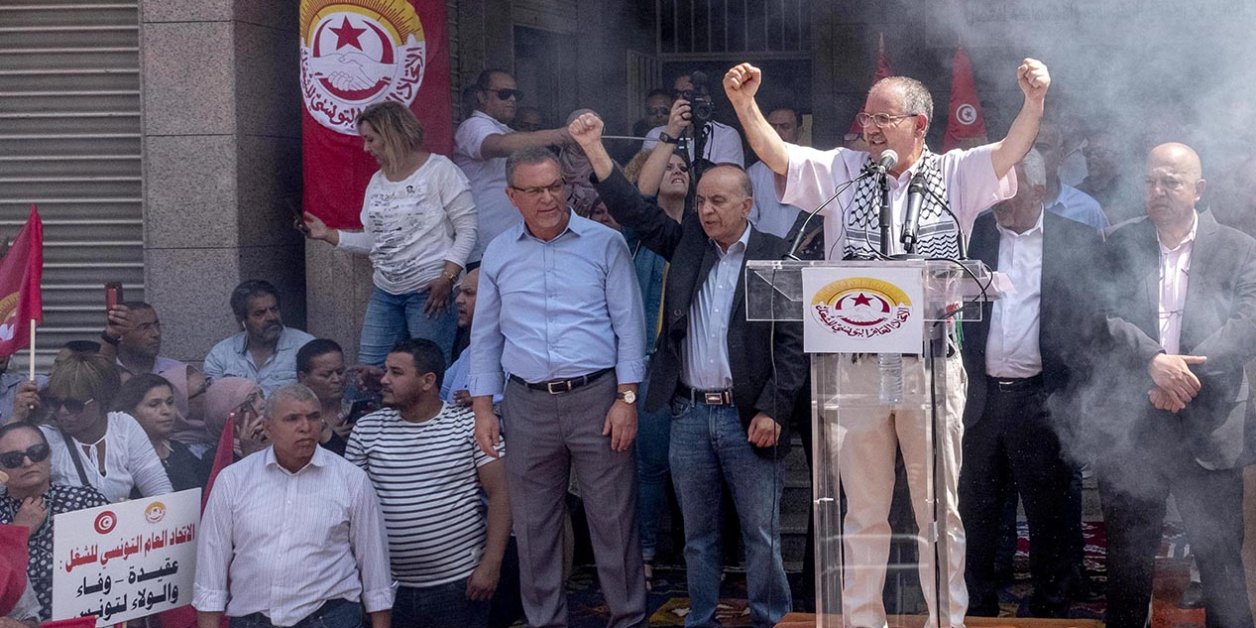 Tunisie les syndicats défient le président