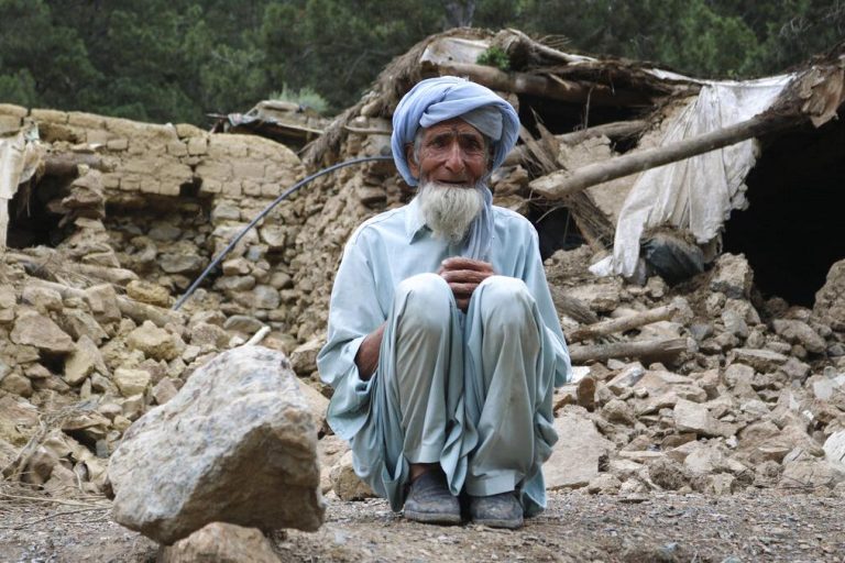 Afghanistan : plus de 1000 morts dans un séisme